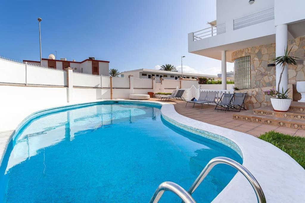 Villa Marlenghi With Private Pool San Bartolomé 외부 사진